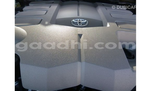 ይግዙ Imported Toyota Land Cruiser ጥቁር መኪና በ Import - Dubai በ ሶማሊያ ይግዙ Imported Toyota Land Cruiser ጥቁር መኪና በ Import - Dubai በ ሶማሊያ