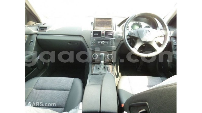 Big with watermark mercedes benz 200 somalia import dubai 4159