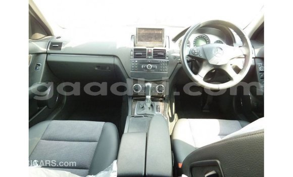 ይግዙ Imported Mercedes-Benz 200 ሌላ መኪና በ Import - Dubai በ ሶማሊያ ይግዙ Imported Mercedes-Benz 200 ሌላ መኪና በ Import - Dubai በ ሶማሊያ