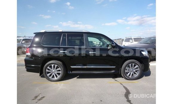 Acheter Import Voiture Toyota Land Cruiser Noir à Import - Dubai, Somalie Acheter Import Voiture Toyota Land Cruiser Noir à Import - Dubai, Somalie