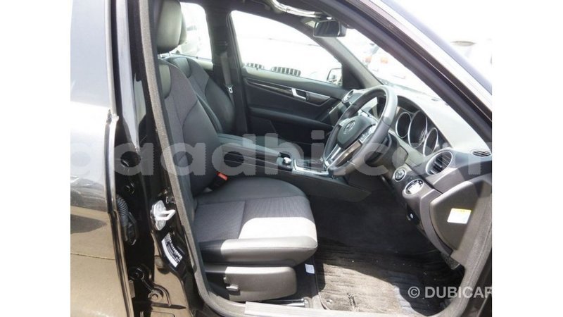 Big with watermark mercedes benz 200 somalia import dubai 4161