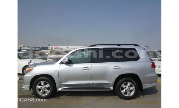 Acheter Import Voiture Toyota Land Cruiser Autre à Import - Dubai, Somalie Acheter Import Voiture Toyota Land Cruiser Autre à Import - Dubai, Somalie
