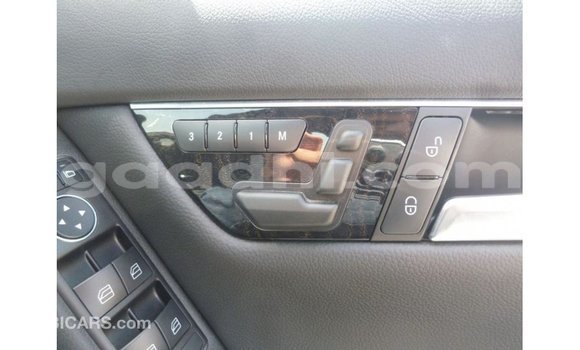 Acheter Import Voiture Mercedes-Benz 200 Autre à Import - Dubai, Somalie Acheter Import Voiture Mercedes-Benz 200 Autre à Import - Dubai, Somalie