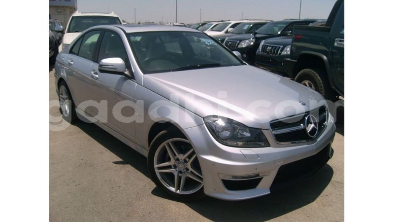 Big with watermark mercedes benz 190 somalia import dubai 4165