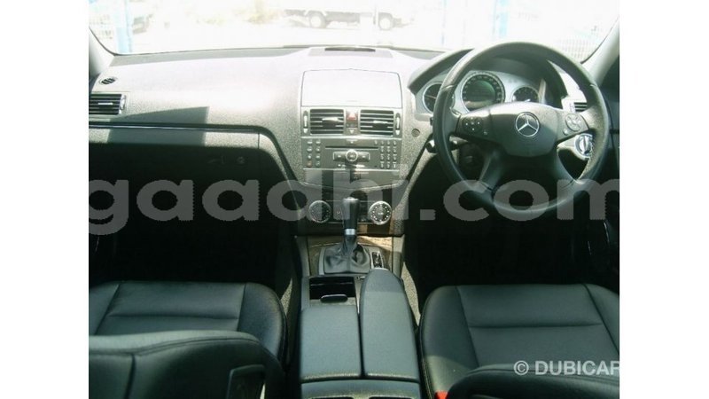 Big with watermark mercedes benz 190 somalia import dubai 4165