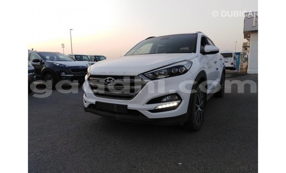 Buy Import Hyundai Tucson White Car in Import - Dubai in Somalia Buy Import Hyundai Tucson White Car in Import - Dubai in Somalia