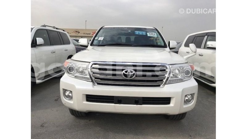 Big with watermark toyota land cruiser somalia import dubai 4170