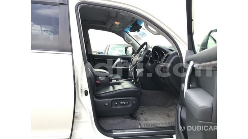 Big with watermark toyota land cruiser somalia import dubai 4170