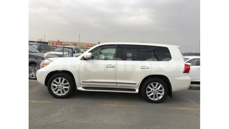 Big with watermark toyota land cruiser somalia import dubai 4170
