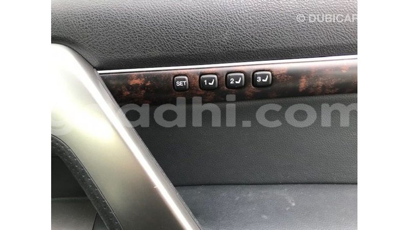 Big with watermark toyota land cruiser somalia import dubai 4170