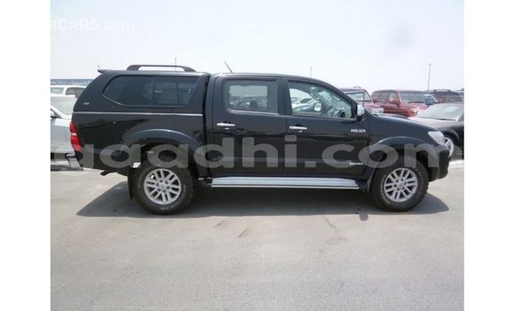 ይግዙ Imported Toyota Hilux ጥቁር መኪና በ Import - Dubai በ ሶማሊያ ይግዙ Imported Toyota Hilux ጥቁር መኪና በ Import - Dubai በ ሶማሊያ