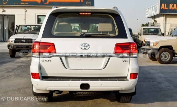 Buy Import Toyota Land Cruiser White Car in Import - Dubai in Somalia Buy Import Toyota Land Cruiser White Car in Import - Dubai in Somalia