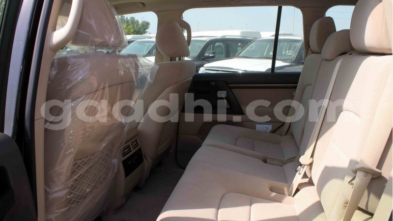 Big with watermark toyota land cruiser somalia import dubai 4181