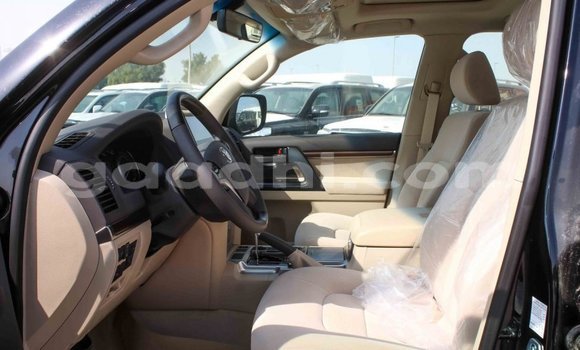 Nunua Imported Toyota Land Cruiser Nyeusi Gari ndani ya Import - Dubai nchini Somalia Nunua Imported Toyota Land Cruiser Nyeusi Gari ndani ya Import - Dubai nchini Somalia