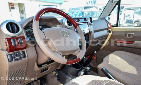 Buy Import Toyota Land Cruiser Beige Car in Import - Dubai in Somalia Buy Import Toyota Land Cruiser Beige Car in Import - Dubai in Somalia
