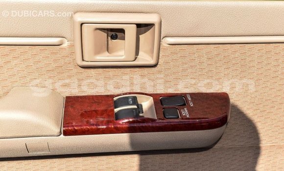 ይግዙ Imported Toyota Land Cruiser Beige መኪና በ Import - Dubai በ ሶማሊያ ይግዙ Imported Toyota Land Cruiser Beige መኪና በ Import - Dubai በ ሶማሊያ