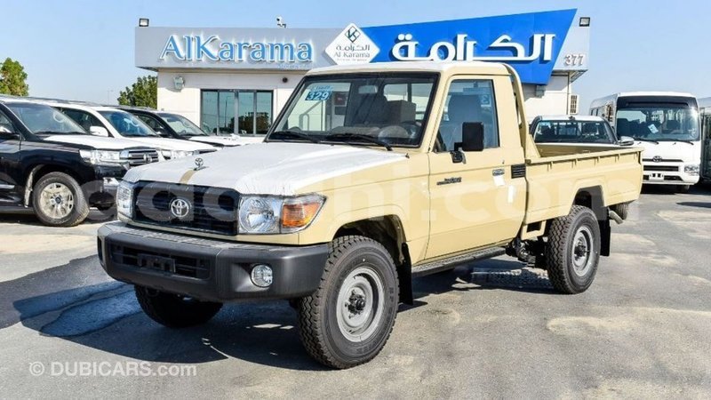 Big with watermark toyota land cruiser somalia import dubai 4185