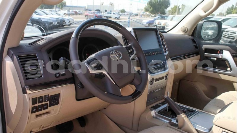 Big with watermark toyota land cruiser somalia import dubai 4187