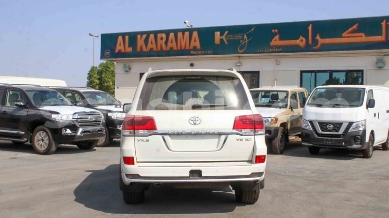 Big with watermark toyota land cruiser somalia import dubai 4187