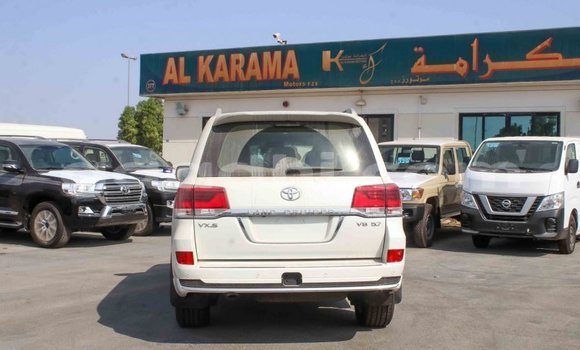Buy Import Toyota Land Cruiser White Car in Import - Dubai in Somalia Buy Import Toyota Land Cruiser White Car in Import - Dubai in Somalia