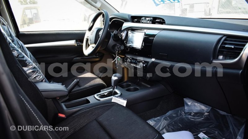 Big with watermark toyota hilux somalia import dubai 4188