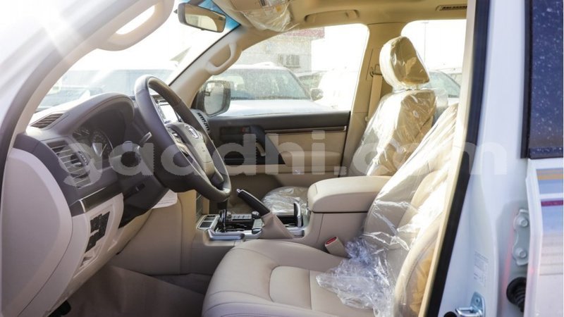 Big with watermark toyota land cruiser somalia import dubai 4189