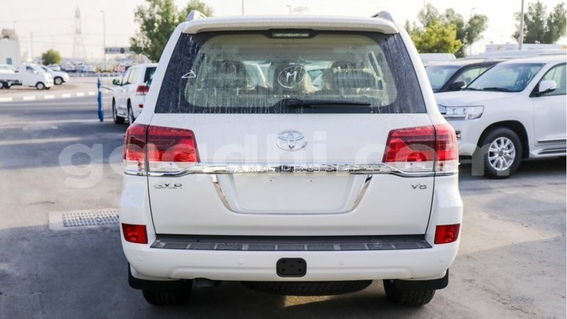 Big with watermark toyota land cruiser somalia import dubai 4189