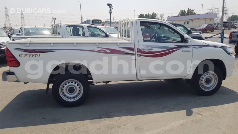 Big with watermark toyota hilux somalia import dubai 4192