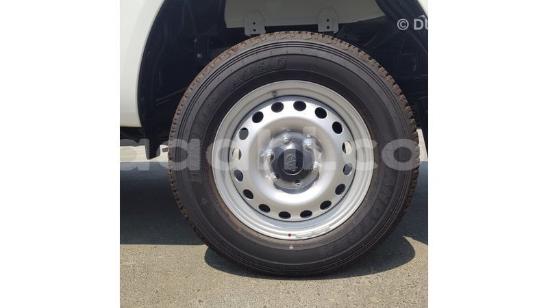 Big with watermark toyota hilux somalia import dubai 4192