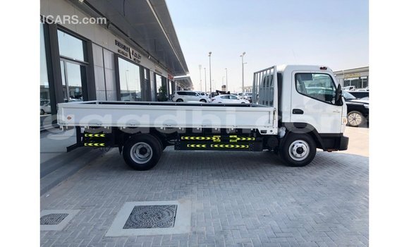 ይግዙ Imported Mitsubishi L400 ነጭ የጭነት መኪና በ Import - Dubai በ ሶማሊያ ይግዙ Imported Mitsubishi L400 ነጭ የጭነት መኪና በ Import - Dubai በ ሶማሊያ