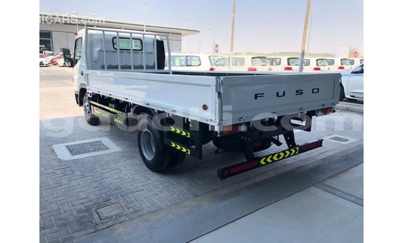 ይግዙ Imported Mitsubishi L400 ነጭ የጭነት መኪና በ Import - Dubai በ ሶማሊያ ይግዙ Imported Mitsubishi L400 ነጭ የጭነት መኪና በ Import - Dubai በ ሶማሊያ