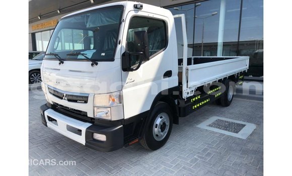 Buy Import Mitsubishi L400 White Truck in Import - Dubai in Somalia Buy Import Mitsubishi L400 White Truck in Import - Dubai in Somalia