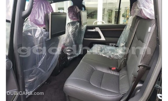 Buy Import Toyota Land Cruiser Black Car in Import - Dubai in Somalia Buy Import Toyota Land Cruiser Black Car in Import - Dubai in Somalia
