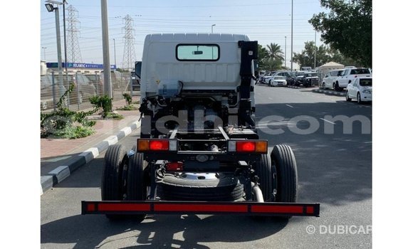 Nunua Imported Mitsubishi i Nyeupe Gari ndani ya Import - Dubai nchini Somalia Nunua Imported Mitsubishi i Nyeupe Gari ndani ya Import - Dubai nchini Somalia