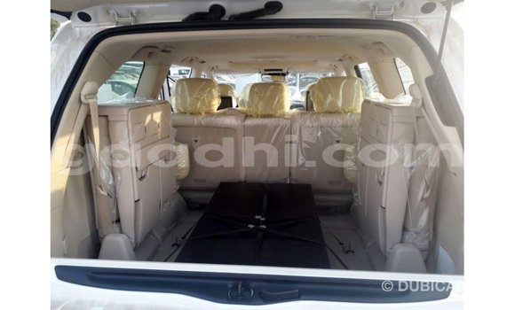Imported Lexus LX White Makiinaa iti Import - Dubai keessatti Somalia keessatti Imported Lexus LX White Makiinaa iti Import - Dubai keessatti Somalia keessatti