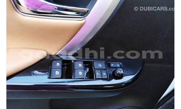 ይግዙ Imported Toyota Fortuner ነጭ መኪና በ Import - Dubai በ ሶማሊያ ይግዙ Imported Toyota Fortuner ነጭ መኪና በ Import - Dubai በ ሶማሊያ