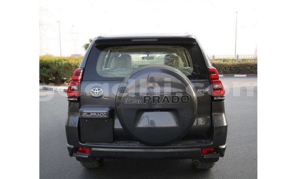Nunua Imported Toyota Prado Nyingine Gari ndani ya Import - Dubai nchini Somalia Nunua Imported Toyota Prado Nyingine Gari ndani ya Import - Dubai nchini Somalia