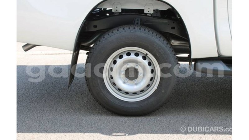 Big with watermark toyota hilux somalia import dubai 4207