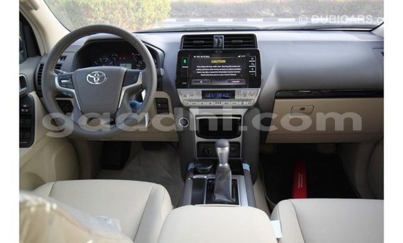 Nunua Imported Toyota Prado Nyingine Gari ndani ya Import - Dubai nchini Somalia Nunua Imported Toyota Prado Nyingine Gari ndani ya Import - Dubai nchini Somalia