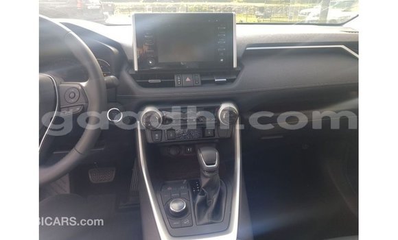 ይግዙ Imported Toyota HiAce ሌላ የጭነት መኪና በ Import - Dubai በ ሶማሊያ ይግዙ Imported Toyota HiAce ሌላ የጭነት መኪና በ Import - Dubai በ ሶማሊያ