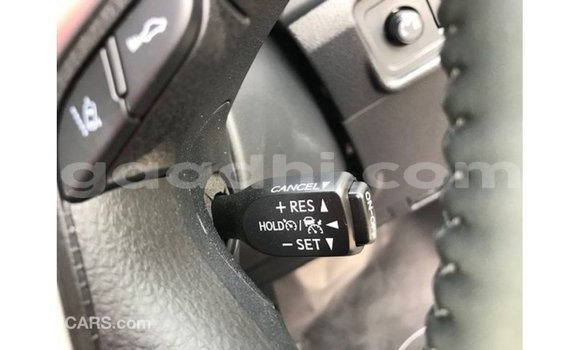 Buy Import Toyota Prado White Car in Import - Dubai in Somalia Buy Import Toyota Prado White Car in Import - Dubai in Somalia