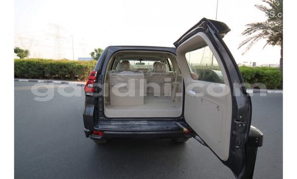 Nunua Imported Toyota Prado Nyingine Gari ndani ya Import - Dubai nchini Somalia Nunua Imported Toyota Prado Nyingine Gari ndani ya Import - Dubai nchini Somalia