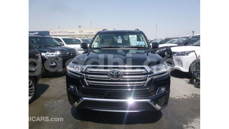 Big with watermark toyota land cruiser somalia import dubai 4218