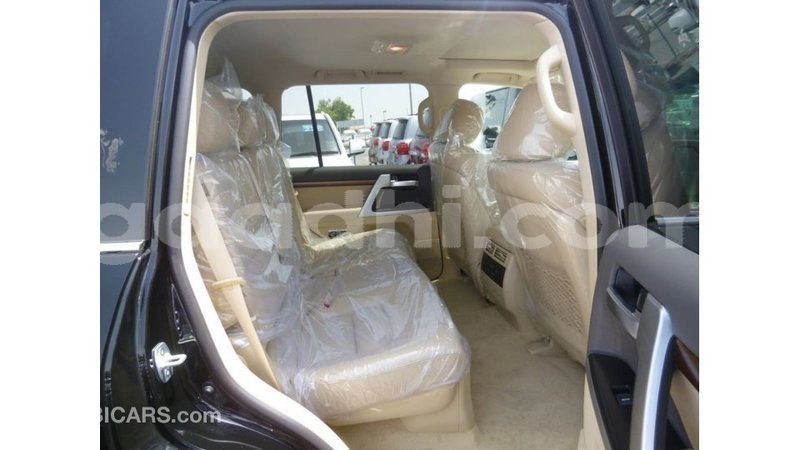 Big with watermark toyota land cruiser somalia import dubai 4218