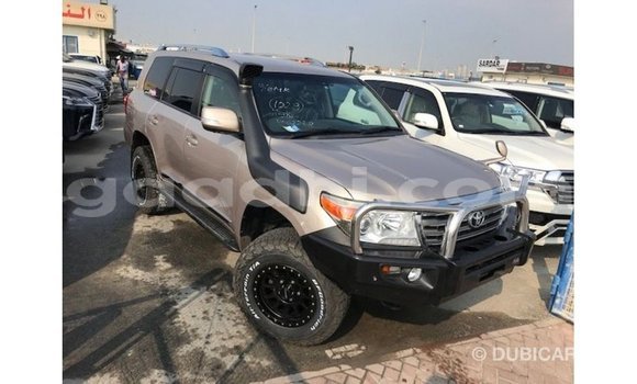 Acheter Import Voiture Toyota Land Cruiser Autre à Import - Dubai, Somalie Acheter Import Voiture Toyota Land Cruiser Autre à Import - Dubai, Somalie