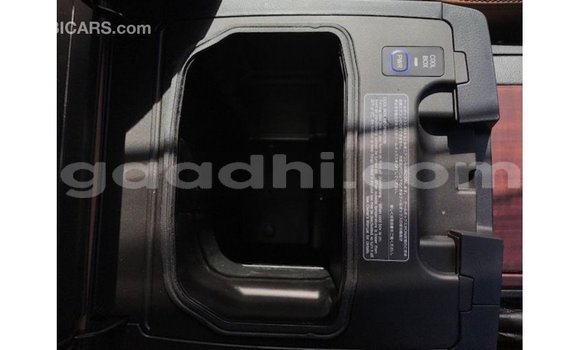 Acheter Import Voiture Toyota Land Cruiser Autre à Import - Dubai, Somalie Acheter Import Voiture Toyota Land Cruiser Autre à Import - Dubai, Somalie