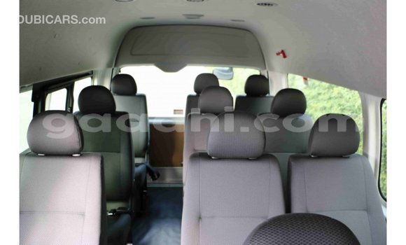 Buy Import Toyota Hiace White Car in Import - Dubai in Somalia Buy Import Toyota Hiace White Car in Import - Dubai in Somalia