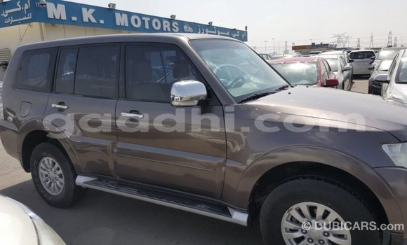 Imported Mitsubishi Pajero Brown Makiinaa iti Import - Dubai keessatti Somalia keessatti Imported Mitsubishi Pajero Brown Makiinaa iti Import - Dubai keessatti Somalia keessatti