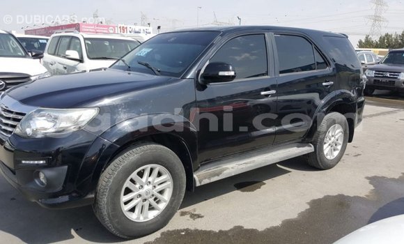 Imported Toyota Fortuner Black Makiinaa iti Import - Dubai keessatti Somalia keessatti Imported Toyota Fortuner Black Makiinaa iti Import - Dubai keessatti Somalia keessatti