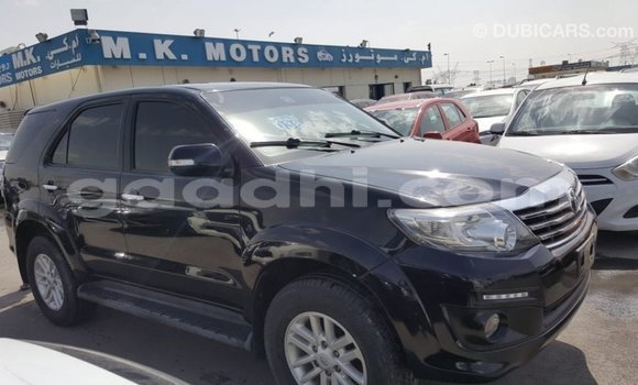 Imported Toyota Fortuner Black Makiinaa iti Import - Dubai keessatti Somalia keessatti Imported Toyota Fortuner Black Makiinaa iti Import - Dubai keessatti Somalia keessatti